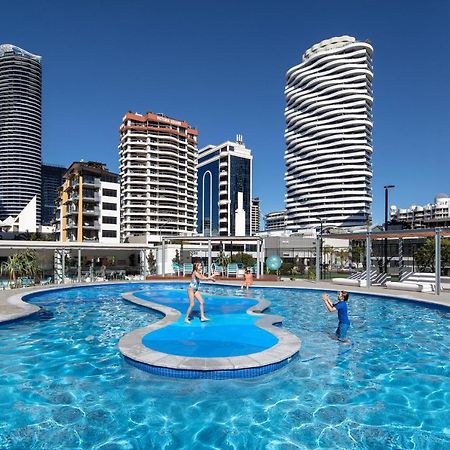 Ultiqa Beach Haven On Broadbeach Hotel Gold Coast Exterior photo