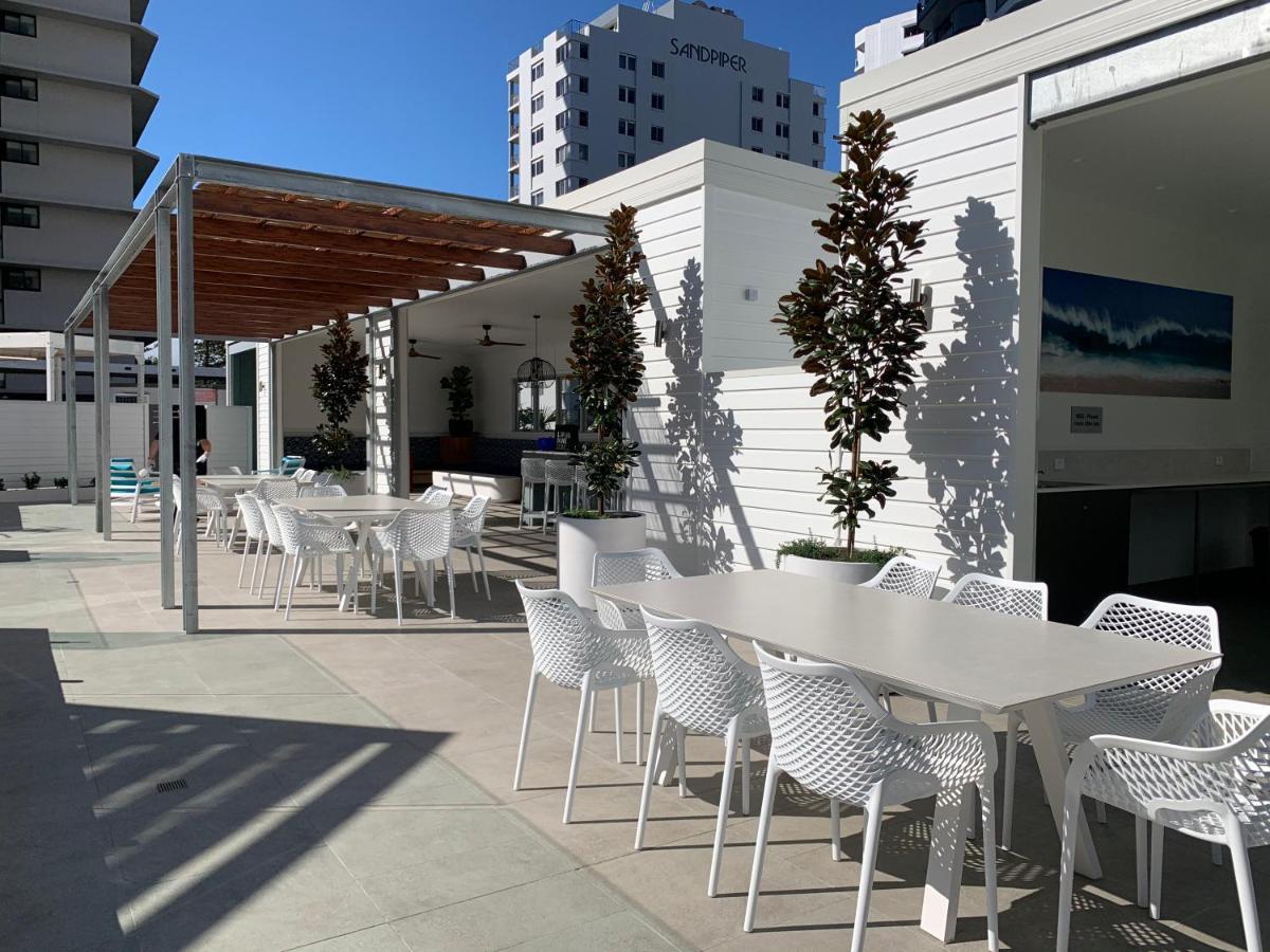 Ultiqa Beach Haven On Broadbeach Hotel Gold Coast Exterior photo