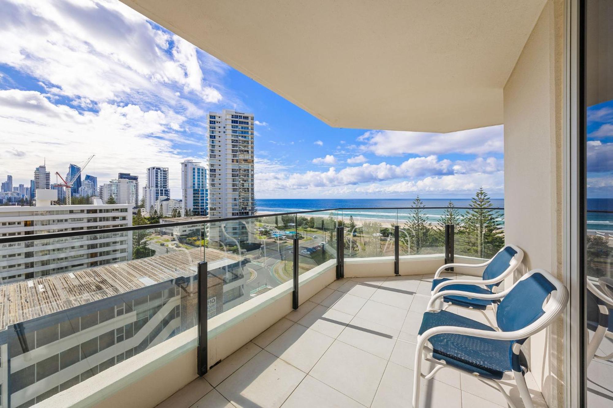 Ultiqa Beach Haven On Broadbeach Hotel Gold Coast Exterior photo