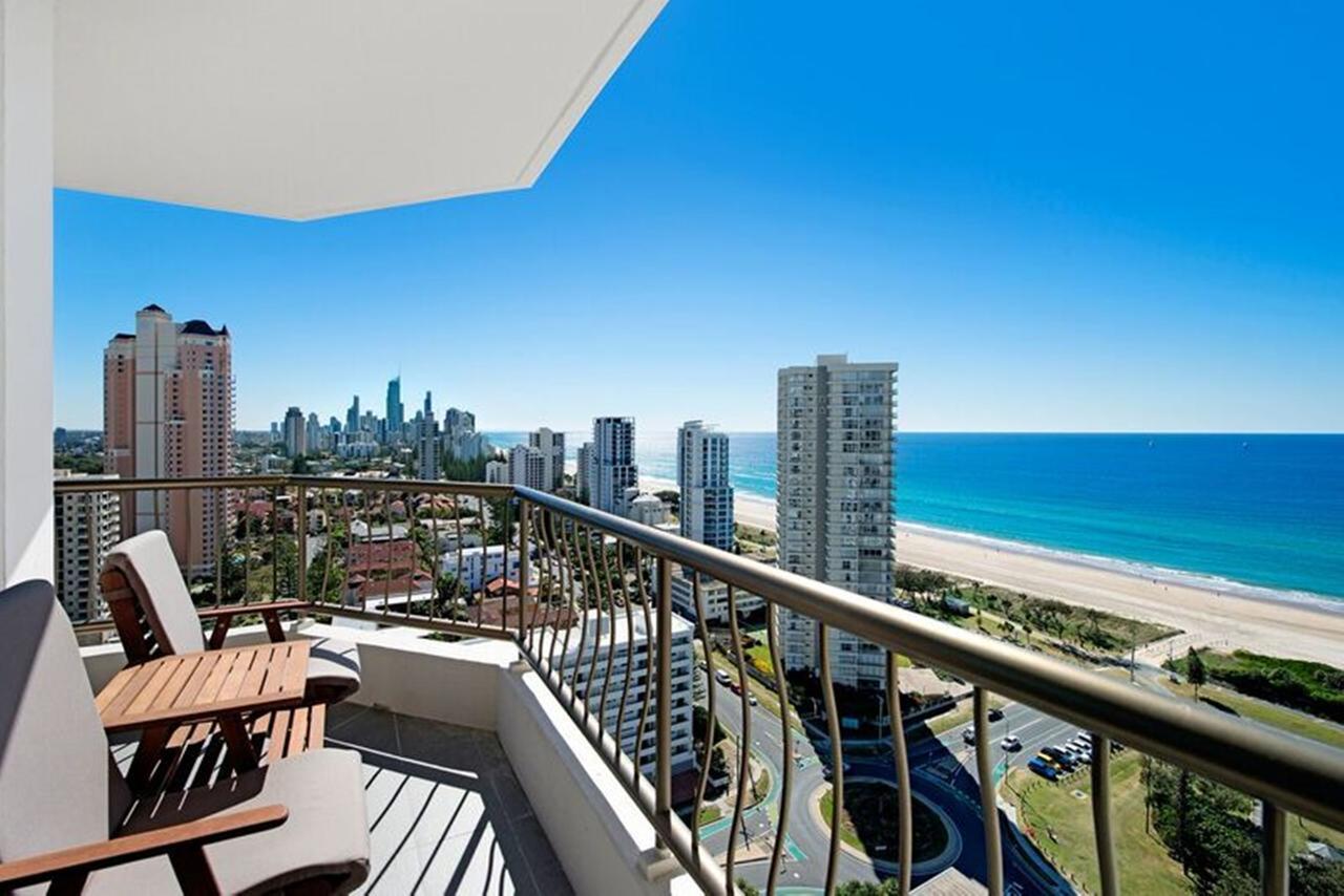 Ultiqa Beach Haven On Broadbeach Hotel Gold Coast Exterior photo